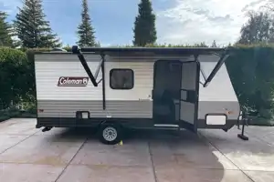Dustin's Dutchmen Coleman M-17B Travel Trailer
