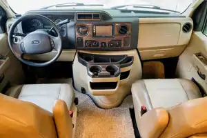 Rock’s Thor Motor Coach Quantum Class C