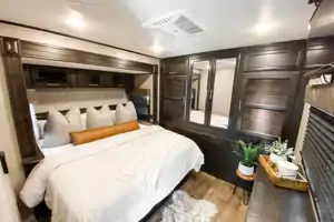 Luxury Camping - Jayco Eagle 330RSTS