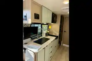 Roam & Rise RV Rentals | Winnebago Micro Minnie Travel Trailer