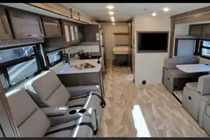 Golden Trails Motor-Coach