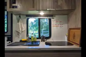 Connect with Nature in our Immaculate & Well Maintained RV