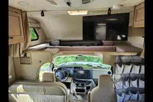 MJ's Thor Motor Coach Class C