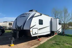 Sunset Trail Slideout w/Outdoor Kitchen