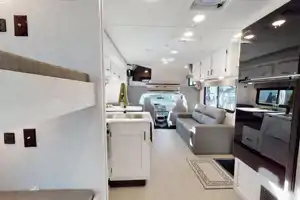  East to West Entrada Class C Sleeps 10