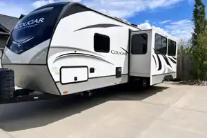 KJ’s Keystone Cougar Travel Trailer