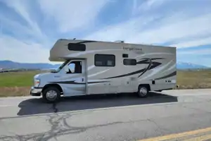Alan's Coachmen Leprechaun Class C