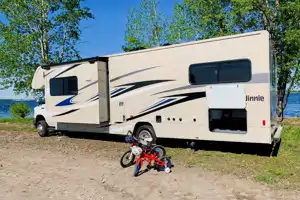 Winnebago 2022 Minnie Winnie 31H Classe C