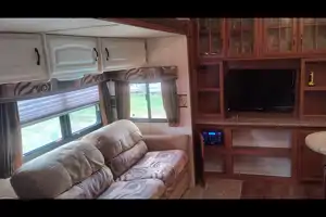 Pei RV rentals,David's Keystone Sydney outback Fifth Wheel