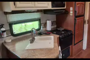 Pei RV rentals,David's Keystone Sydney outback Fifth Wheel