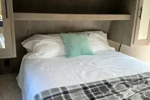 Julia's Keystone Springdale  Travel Trailer