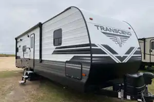 Woody’s Transcend 28MKS Travel Trailer