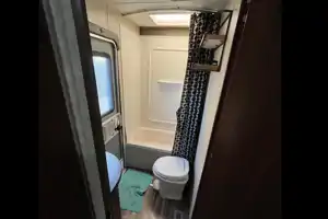 Évasion roulotte Prowler 285 lx