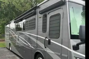 Winnebago Luxury Coach