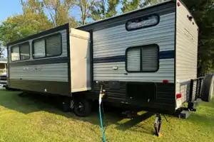 Great Bunkhouse Camper for Making Summer Memories!