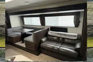 Great Bunkhouse Camper for Making Summer Memories!