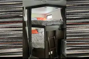 Great Bunkhouse Camper for Making Summer Memories!
