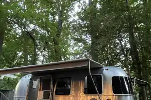 Magnolia 4 Airstream 22ft Bambi Sport **FULLY LOADED**