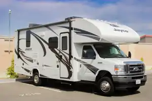 Modern Jayco Redhawk 24b- solar, sleeps 6