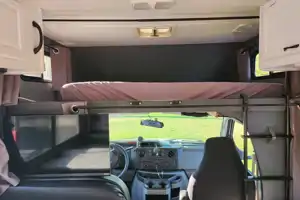 Meet “Wander” – Easy, Clean, Renovated 19' RV for New Travelers