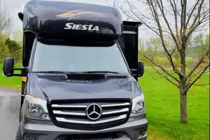 Sofia Thor Motor Coach Siesta Classe C