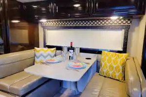 Sofia Thor Motor Coach Siesta Classe C