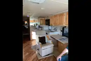 Couples Retreat! Spacious Custom Modern Interior 36' Tiffin Allegro Bay