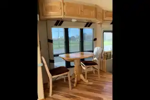 Couples Retreat! Spacious Custom Modern Interior 36' Tiffin Allegro Bay