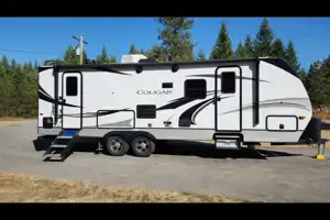 Rick's Cougar Half-Ton Travel Trailer