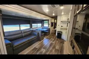 Rick's Cougar Half-Ton Travel Trailer