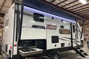 Maria's Coleman 1905bh Travel Trailer