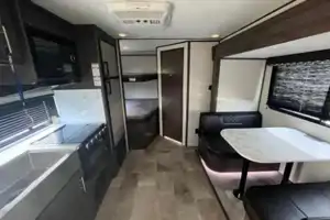 Maria's Coleman 1905bh Travel Trailer