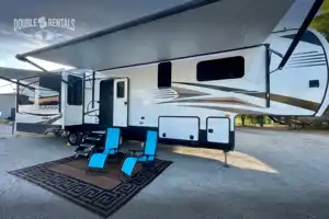 DURANGO Private King Master, Queen bed in Loft, Bunk Room, and Fold-Out Patio!!