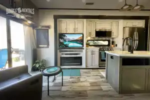 DURANGO Private King Master, Queen bed in Loft, Bunk Room, and Fold-Out Patio!!