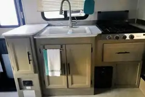 Legacy Continuum, LLC 2019 Coachmen Freelander 23FS