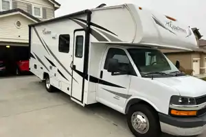 Legacy Continuum, LLC 2019 Coachmen Freelander 23FS
