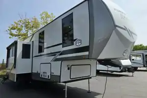 Luxury Forest River Salem Hemisphere 375FAM Fifth Wheel **AMENITIES**