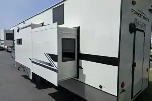 Luxury Forest River Salem Hemisphere 375FAM Fifth Wheel **AMENITIES**