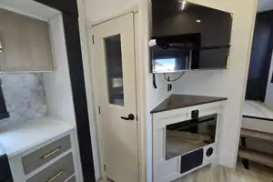 Luxury Forest River Salem Hemisphere 375FAM Fifth Wheel **AMENITIES**