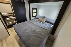 Luxury Forest River Salem Hemisphere 375FAM Fifth Wheel **AMENITIES**