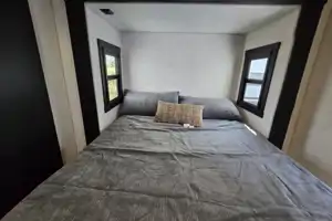 Luxury Forest River Salem Hemisphere 375FAM Fifth Wheel **AMENITIES**
