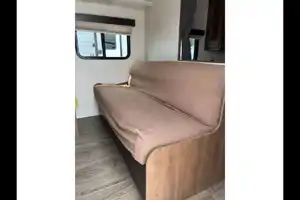 "Sweet Escape" Jayco Jay Flight Sleeps 10