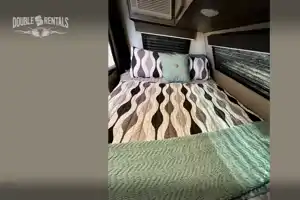 ECONOMY JAY FLIGHT with Queen Bed, Bunks, and Full Bath!