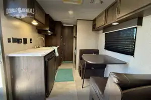ECONOMY JAY FLIGHT with Queen Bed, Bunks, and Full Bath!