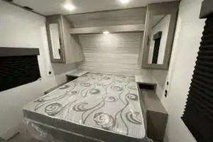 RoamReady VH Coleman 274BH Travel Trailer
