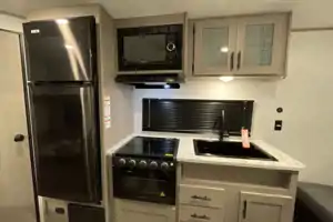 RoamReady VH Coleman 274BH Travel Trailer