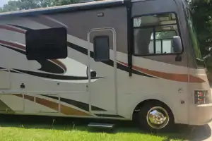 Scot's Coachmen Pursuit Class A