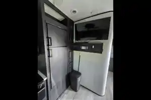 Austin's Cruiser RV Stryker2714 Toy Hauler