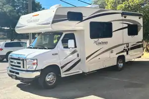 2016 Coachmen freelander.