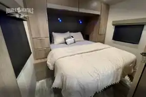 IMAGINE w/ Private Master, Bunks, Luxury Recliners & Outdoor Kitchen